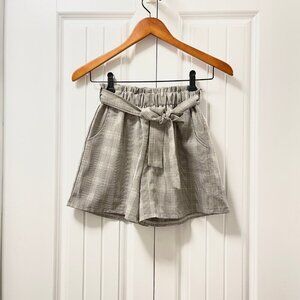 Plaid Paper Bag High Waist Shorts Beige – S